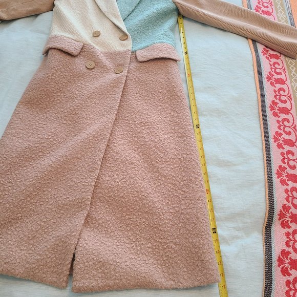 English Factory Turquoise and Tan Full Length Coat - Picture 14 of 16